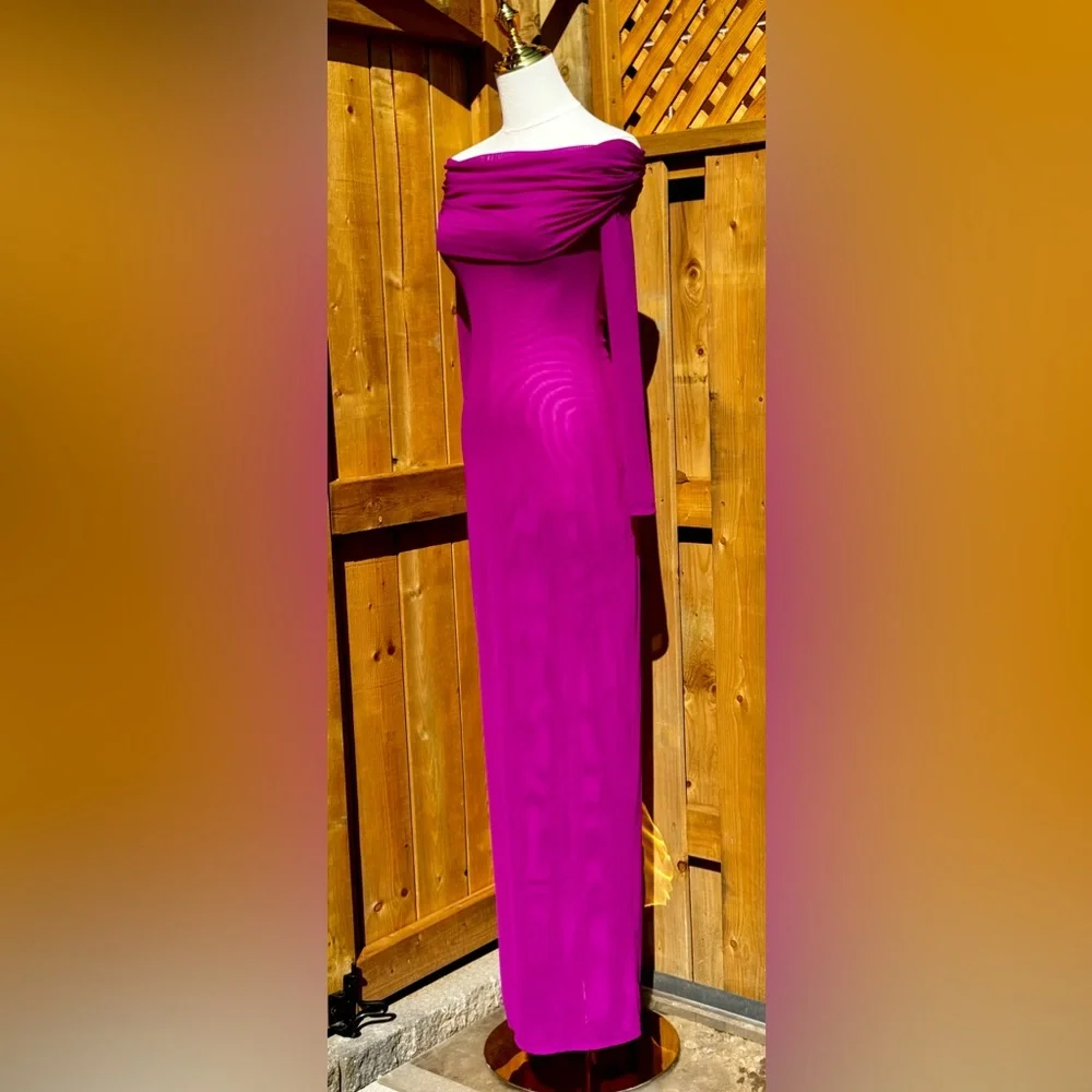 🆕 BRONX & BANCO 🧿 NWOT Monica Off-Shoulder Gown, Fuschia - Sz M - US 6 - Picture 7 of 15
